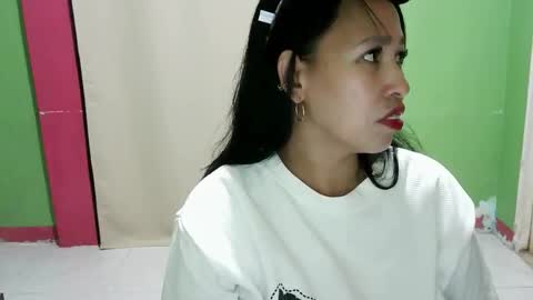 Snapshot of kigkigkig chatting on 03-02-26, 12:35 Amara online show from 03-02-26, 12:35