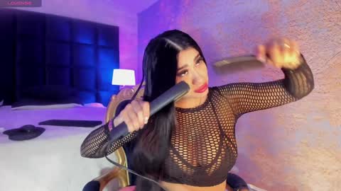 Snapshot of kiim_taaylor chatting on 12-03-24, 11:44 Kim online show from 12-03-24, 11:44