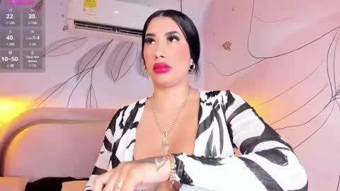 Snapshot of kiim_taaylor chatting on 02-24-25, 08:27 Kim online show from 02-24-25, 08:27