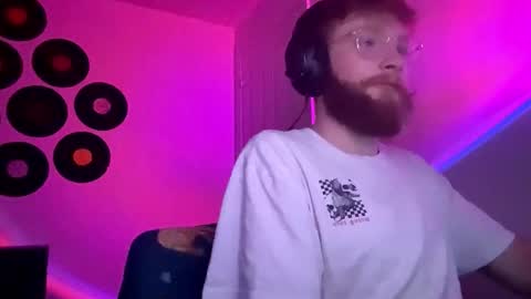 Snapshot of kiiyp chatting on 11-27-25, 08:11 kiiyp online show from 11-27-25, 08:11