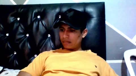 kike_salazar online show from 10-28-25, 06:32