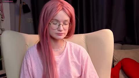 kiki_blue_eyes online show from 01-15-26, 04:28