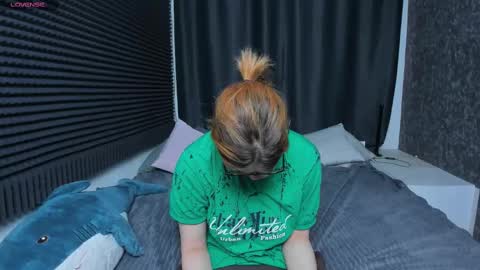 Kiki online show from 02-24-25, 10:15