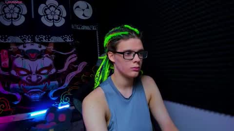 Kiki online show from 09-21-25, 10:06