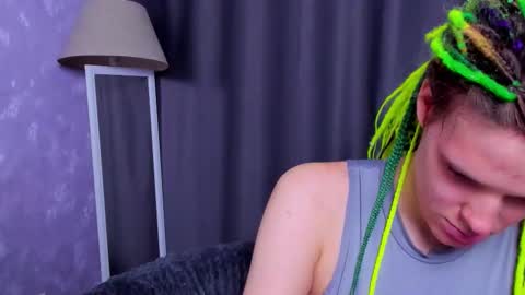 Kiki online show from 09-23-25, 10:40