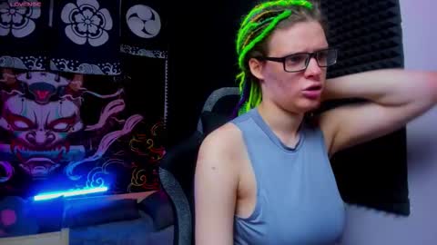 Kiki online show from 09-26-25, 09:57