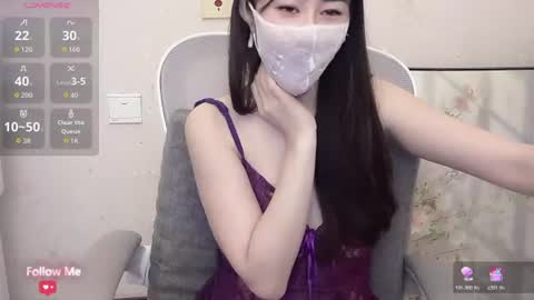 Snapshot of kiki_loveu chatting on 06-18-26, 01:48 kiki_loveu online show from 06-18-26, 01:48