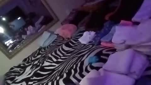 kikilovespartylights online show from 12-14-24, 12:12