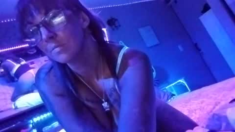 kikilovespartylights online show from 09-17-25, 09:44