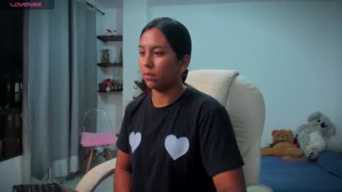 Snapshot of killaa01 chatting on 01-04-25, 01:31 Alejandra online show from 01-04-25, 01:31