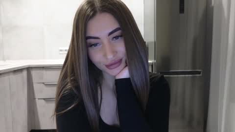 EvaAnna online show from 01-11-25, 11:24