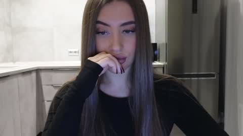 EvaAnna online show from 01-17-25, 12:20