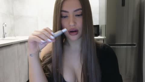 EvaAnna online show from 02-04-25, 03:15