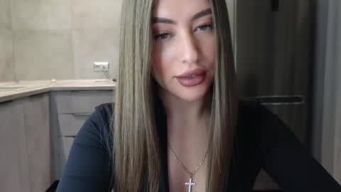 EvaAnna online show from 02-21-25, 07:32