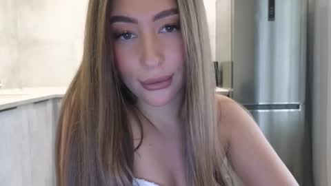 EvaAnna online show from 02-27-25, 03:14