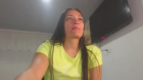 Snapshot of killey_saints chatting on 02-11-26, 01:54 killey online show from 02-11-26, 01:54