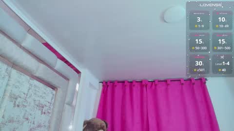 Nicole. online show from 02-14-25, 09:34