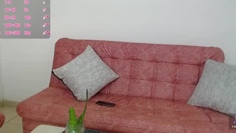 Snapshot of kim_and_mia chatting on 02-20-25, 05:51 Mia Kim online show from 02-20-25, 05:51