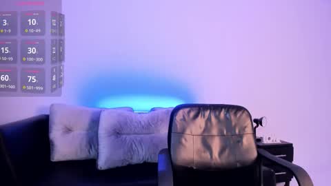 Kim online show from 09-25-25, 12:09