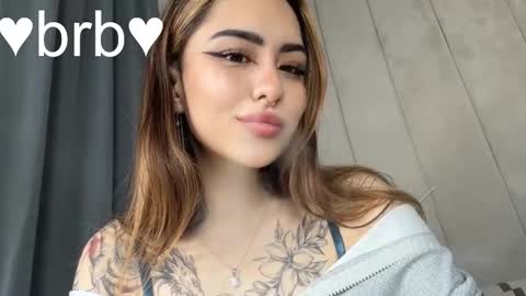 Snapshot of kim_brownie chatting on 11-21-25, 08:24 Kim online show from 11-21-25, 08:24