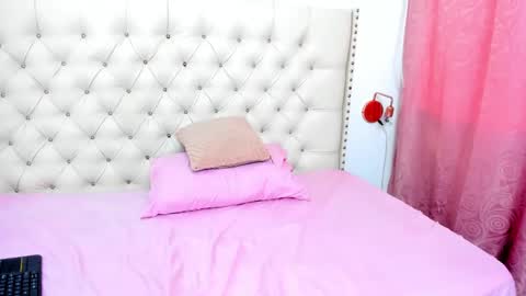 Snapshot of kim_eli chatting on 12-30-24, 07:53 kim_eli online show from 12-30-24, 07:53