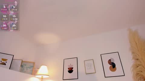 Snapshot of kim_ev chatting on 10-02-25, 05:03 Kim online show from 10-02-25, 05:03