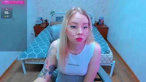 KIM online show from 11-08-25, 11:32