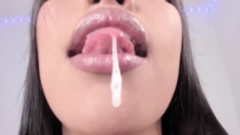 kim_mouth17 online show from 11-24-25, 02:33