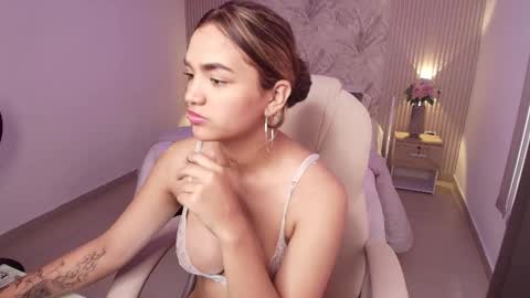 Kim online show from 01-12-26, 07:30