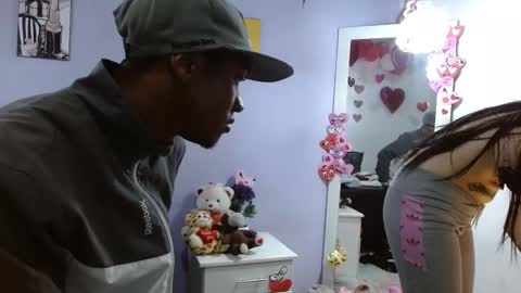 Snapshot of kimandyuk chatting on 02-21-25, 07:21 Kim  Yuk online show from 02-21-25, 07:21