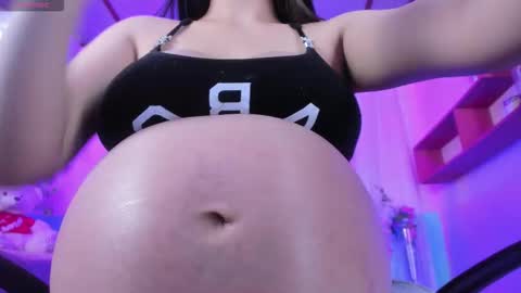 kimberly online show from 11-28-25, 01:14