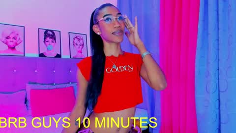 Snapshot of kimberly_thompsom chatting on 01-21-25, 07:28 Your Queen KIM online show from 01-21-25, 07:28