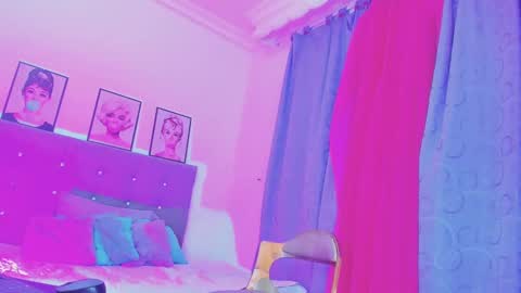 Snapshot of kimberly_thompsom chatting on 02-12-25, 12:37 Your Queen KIM online show from 02-12-25, 12:37