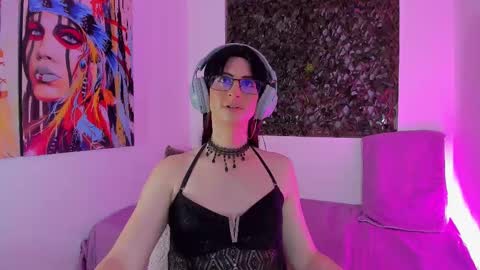 Snapshot of kimberly_thonson chatting on 02-21-25, 03:23 kimberly_thonson online show from 02-21-25, 03:23