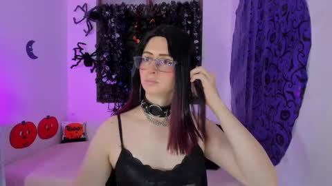 Snapshot of kimberly_thonson chatting on 10-23-25, 04:06 kimberly_thonson online show from 10-23-25, 04:06