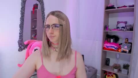 Snapshot of kimberly_thonson chatting on 01-08-26, 04:09 kimberly_thonson online show from 01-08-26, 04:09