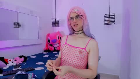 Snapshot of kimberly_thonson chatting on 02-07-26, 02:21 kimberly_thonson online show from 02-07-26, 02:21