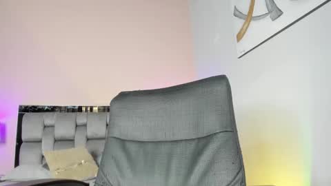 Snapshot of kimberlycoxxx chatting on 02-20-25, 10:15 kimberly online show from 02-20-25, 10:15