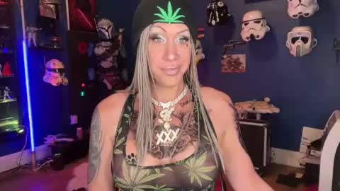 Snapshot of kimberlynnhaven chatting on 09-29-25, 07:08 Kimber Haven online show from 09-29-25, 07:08