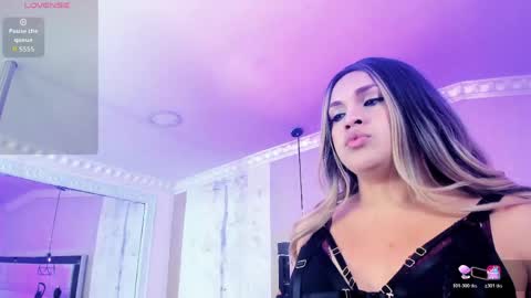 Snapshot of kimcossey2 chatting on 04-17-26, 03:53 Kim cossey online show from 04-17-26, 03:53