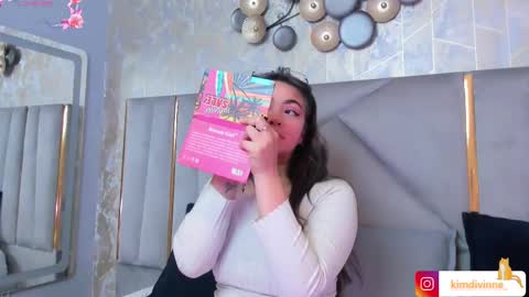  KIM  online show from 02-26-25, 02:48