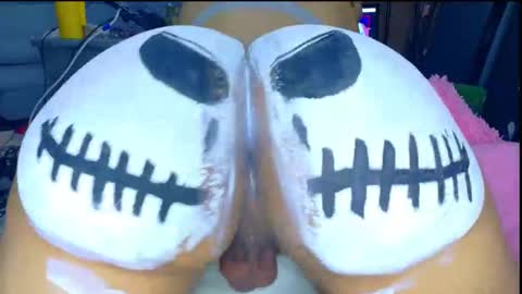 Snapshot of kimera333 chatting on 10-29-25, 12:35 kimera online show from 10-29-25, 12:35