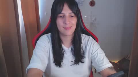 Kim 3 online show from 12-11-24, 01:39