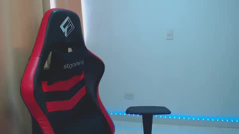 Kim 3 online show from 01-28-25, 03:57