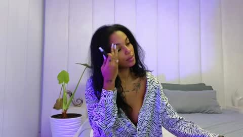 Kim online show from 01-07-25, 06:05