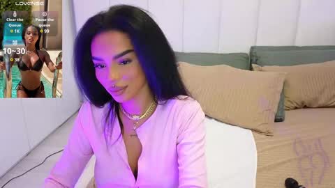 Kim online show from 03-10-25, 04:17