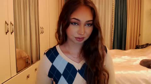 Kim Lee  online show from 12-05-24, 04:55