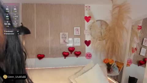 Kim  online show from 02-21-25, 08:49