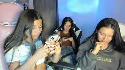 kimmi online show from 09-30-25, 11:10