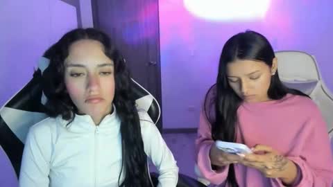 kimmi online show from 11-21-25, 11:25